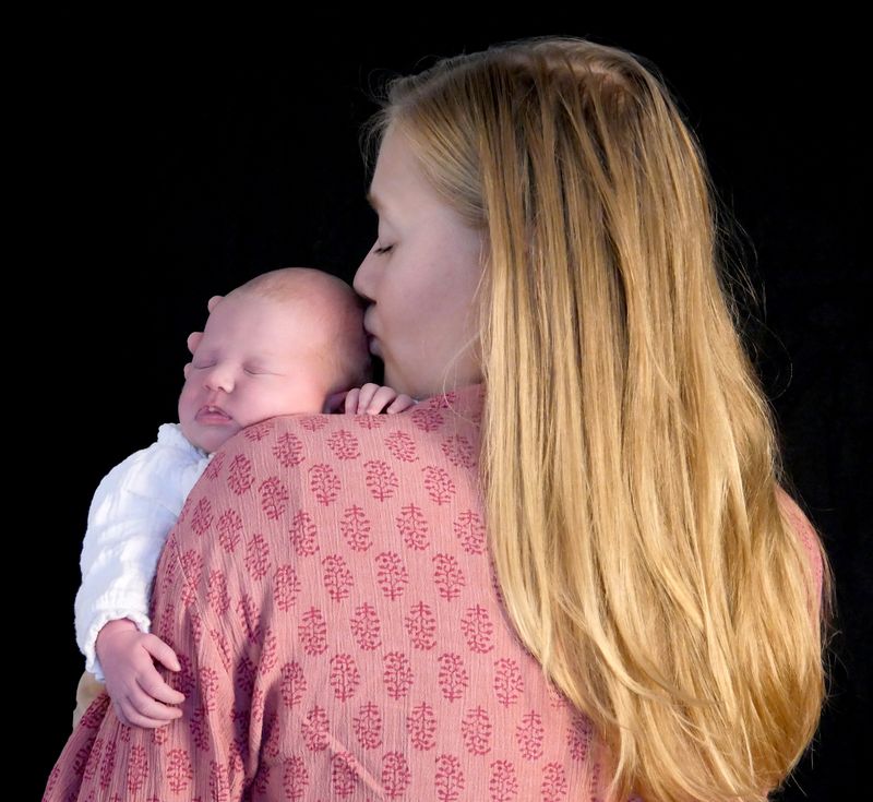 Newborn portret — Toon Fotografie